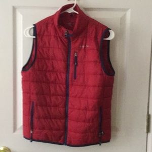 Boys Vineyard Vines vest size L